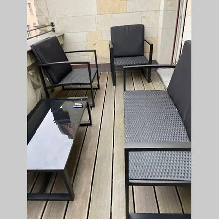 Aussergewoehnliches Apartment In Bester Stadtlage Лейпциг